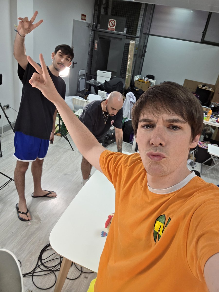 FolagoR's tweet image. POKÉMON EL PODCAST

me duele pero me han obligado a poner esto:

JIM CARONA ES MEJOR QUE FOLAGOR

POKEALEX HA VUELTO

Y MAS

TWITCH.TV/FOLAGORLIVES