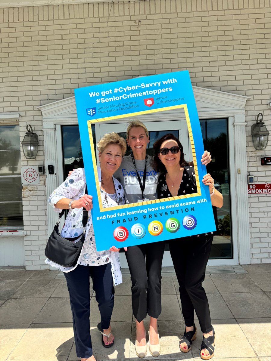 EverBank's tweet image. #EverBankBuilds volunteers from our financial centers teamed up with local seniors for a fun game of fraud bingo with @SHCPF! 🕵️ 🏆
From spotting scams to sharing tips, the event was a fun and educational way to promote fraud awareness and financial safety.
*Member FDIC