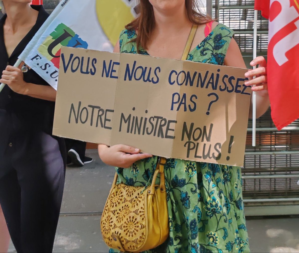 Anne Stambach-Terrenoir (@anne_stambach) on Twitter photo 📣 Solidarité avec les agents des services pénitentiaires d'insertion mobilisé•es à Toulouse : 1200 postes manquants, activités supprimées, institution en surchauffe.
Au lieu de construire des prisons, le ministre <a href="/GDarmanin/">Gérald DARMANIN</a> doit investir dans l’humain : SPIP, santé, éducation, 📣 Solidarité avec les agents des services pénitentiaires d'insertion mobilisé•es à Toulouse : 1200 postes manquants, activités supprimées, institution en surchauffe.
Au lieu de construire des prisons, le ministre <a href="/GDarmanin/">Gérald DARMANIN</a> doit investir dans l’humain : SPIP, santé, éducation,