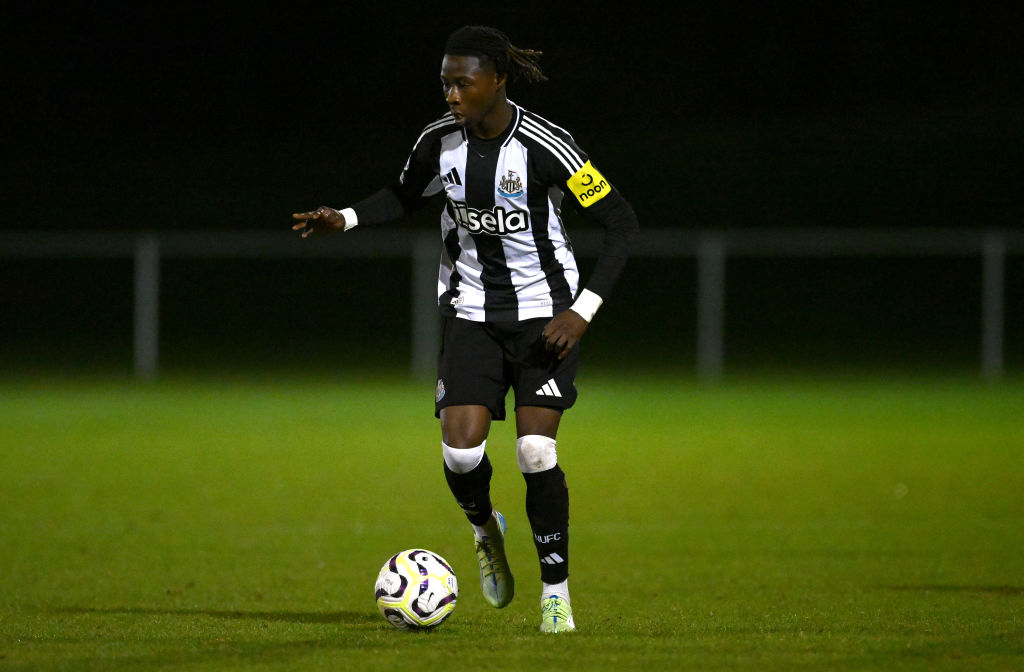 🚨 Sean Neave, Leo Shahar and Trevan Sanusi have all signed new contracts at NUFC. 

🗣️Steve Harper: "Sean, Leo and Trevan have shown great promise and we're delighted to see them continue their journey with us. Each of them has shown great commitment and potential, and we look