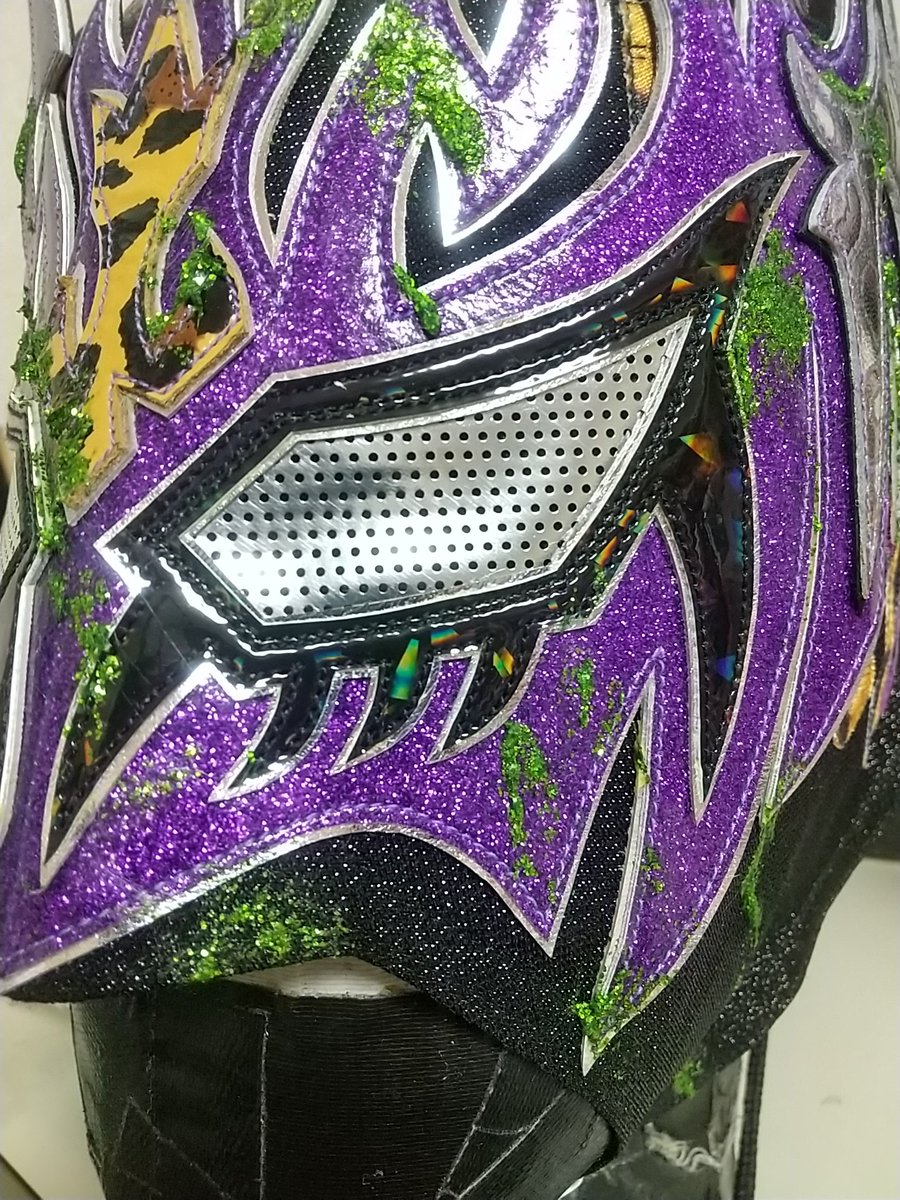 TORU選手
入場用マスク
2025.6.15
OSAKA TTホール
#大阪プロレス
#TORU