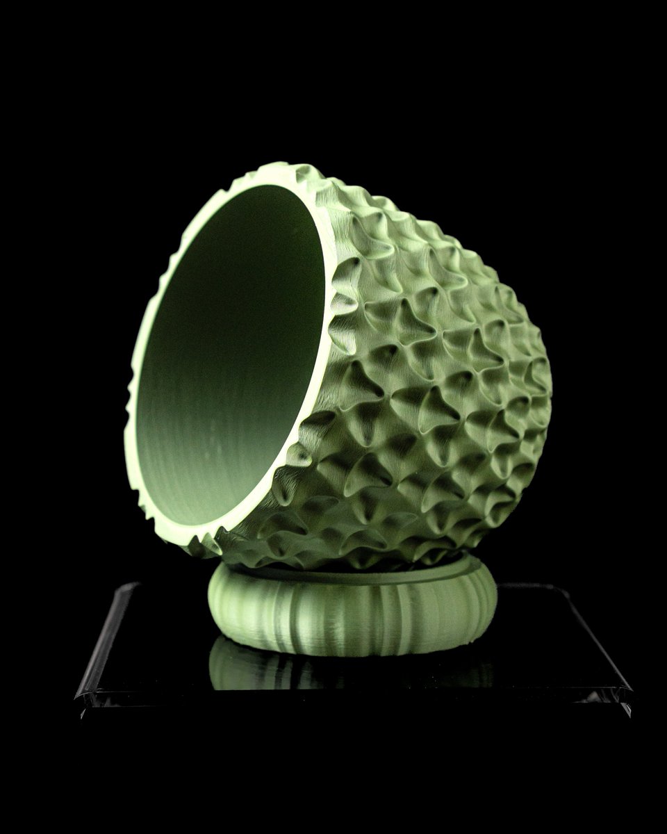 MODERNMACHINE3D's tweet image. Tri-Wave Planter Pot by MODERN MACHINE
STL available on our @Thangs3D profile. You can start 3D printing this yourself.