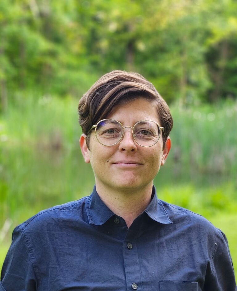 Exciting news about Simmons alumnae/i Courtney Knapp ’03, ‘06MA! They have been named the next chair of the Graduate Center for Planning and the Environment at Pratt Institute, effective July 1, 2025.
Courtney is a nationally recognized urban planning scholar. Congratulations!