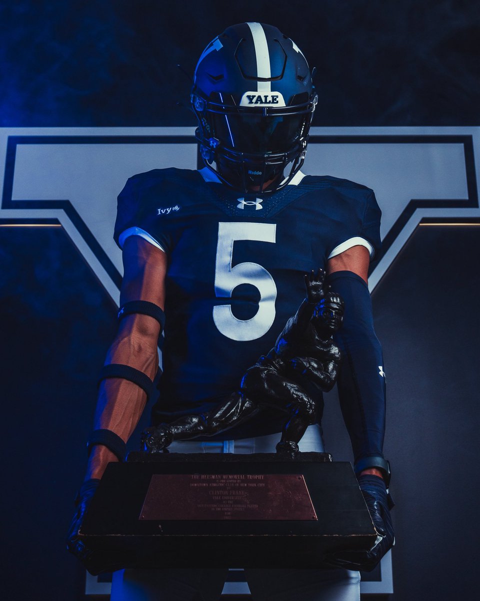 JAbdullah2026's tweet photo. My family and I had an amazing time at @yalefootball this past weekend! 🐶
Loved spending time with the coaches and especially the players. Thank you for having me‼️#ThisIsYale #BoolaBoola https://t.co/BJlXshMi3V