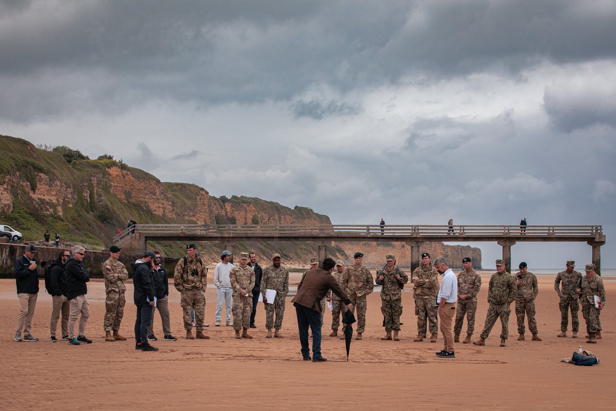 US_SOCEUR's tweet image. Lt. Gen. Richard E. Angle, SOCEUR commander, spoke at the French Resistance Monument—honoring #SOFinEurope in WWII—during the 81st D-Day anniversary. He and CSM Steven W. Fields also visited Omaha Beach to commemorate the historic sacrifice. #DDay81
