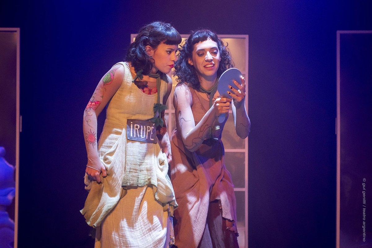 TeatroArgentino's tweet photo. ¡Así fue el #estreno de “País de Nunca (ajedrez fantástico)” en el TACEC el sábado pasado! 🎭
Esta obra teatral musical con dramaturgia y dirección de Guillermo Parodi se volverá presentar los próximos dos sábados (21 y 28/6)
#teatro #música #TACEC #TeatroArgentino https://t.co/RIknOBJbyL