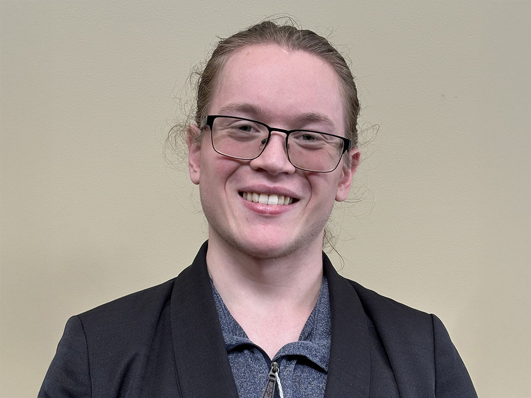 DCN_ND's tweet image. πππ§ππ²π§ has joined the NOC as an application analyst intern. Please help us welcome him! dakotacarrier.com/2025/06/meidinβ¦