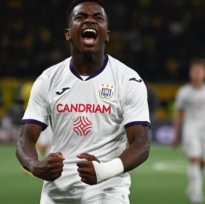 Josh (@motjosh) on Twitter photo 🚨⚪️🗞️ Leeds United have NOT lodged a bid for Noah Sadiki.
Reports that came out, claimed an £8.5 million offer was put in from the Whites.
He is still a target for the club. Also, the club are working on multiple players simultaneously.
#LUFC | <a href="/JoeDonnohue/">Joe Donnohue</a> 🚨⚪️🗞️ Leeds United have NOT lodged a bid for Noah Sadiki.
Reports that came out, claimed an £8.5 million offer was put in from the Whites.
He is still a target for the club. Also, the club are working on multiple players simultaneously.
#LUFC | <a href="/JoeDonnohue/">Joe Donnohue</a>