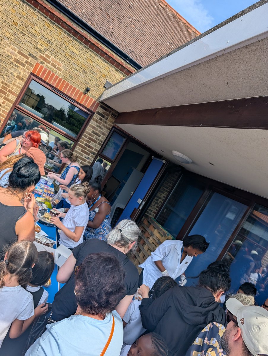 Woodside Primary School tweet media