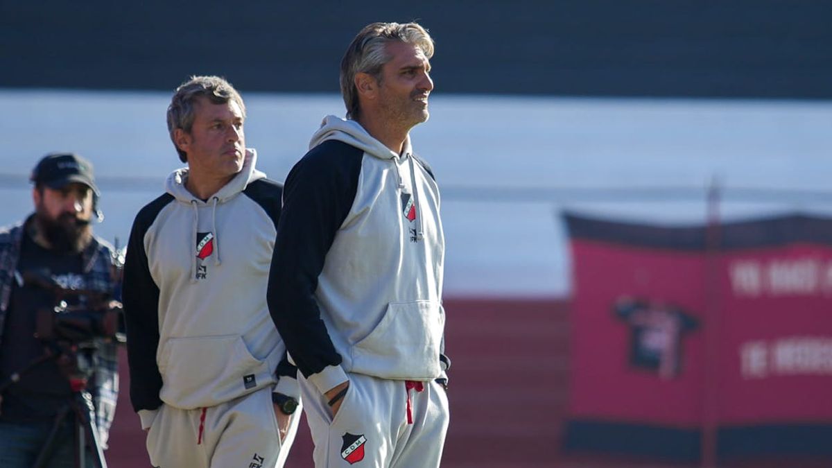 Deportivo_Maipu's tweet photo. #PrimeraNacional 🔝 Deportivo Maipú informa que: el DT Juan Manuel Sara presentó su renuncia por cuestiones personales.

El entrenador dirigirá su último partido, el próximo sábado ante Quilmes y luego se desvinculará de la institución.

Muchas gracias Juan!, éxitos en tu futuro. https://t.co/2knC12GA8C