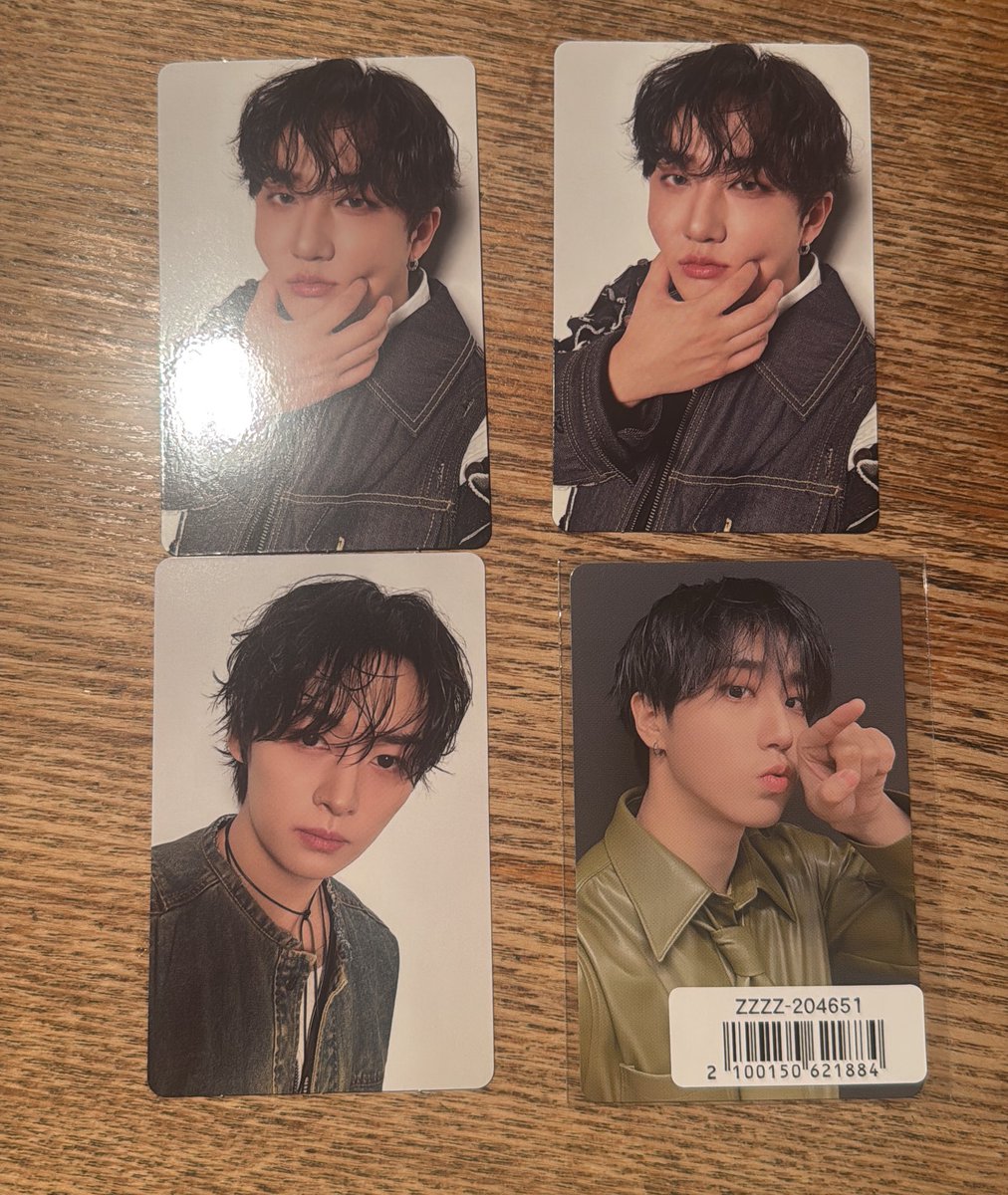 leesachan_'s tweet photo. straykids hollow アルバム 封入 トレカ ID 通常特典 タワレコ HMV

《譲》チャンビン リノ ハン

《求》
　ヒョンジン！！！
異種でも全然大丈夫です！！！
むしろ異種の方が嬉しいです😭😭😭

郵送📮

お気軽にお声がけください🙇‍♀️

#スキズ交換 https://t.co/3rxxqOvWOw