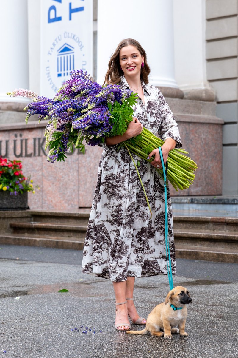 Tartus on käimas lõpetamiste hooaeg. Kutsume üles lõpetajatele lupiine kinkima, sest oma jõulise kasvu tõttu hävitab see ilus, kuid võõras liik Eesti looduslikku mitmekesisust. Lupiinid tuleks korjata enne seemnete valmimist. Korraldame ka lupiinile lõpuaktuse!