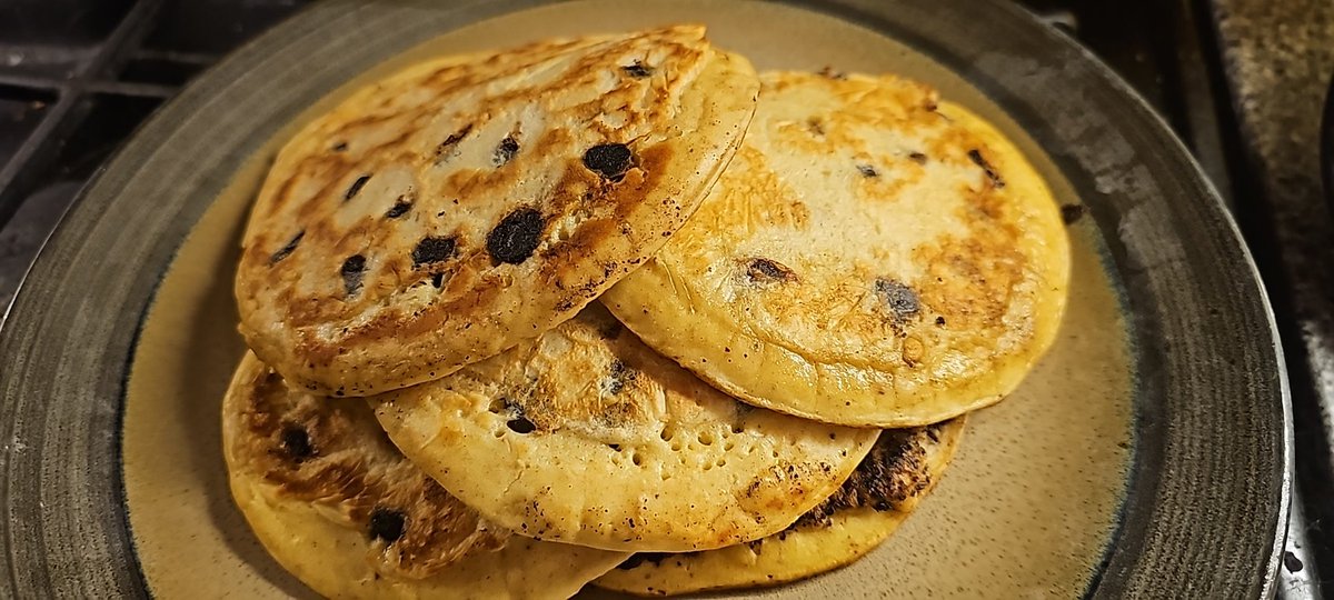 Treat yourself with kindness ♡ and pancakes.