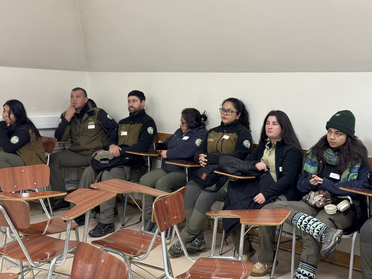 CONAF Los Ríos (@conaf_losrios) on Twitter photo 📍#VALDIVIA| Primera jornada de salud mental para guardaparques de la región de #LosRíos 💪🏽 agradecemos a los estudiantes y profesores de la <a href="/USanSebastian/">Universidad San Sebastián</a> por colaborar en esta instancia y por supuesto a nuestros guardaparques por su incesante labor🌳 📍#VALDIVIA| Primera jornada de salud mental para guardaparques de la región de #LosRíos 💪🏽 agradecemos a los estudiantes y profesores de la <a href="/USanSebastian/">Universidad San Sebastián</a> por colaborar en esta instancia y por supuesto a nuestros guardaparques por su incesante labor🌳