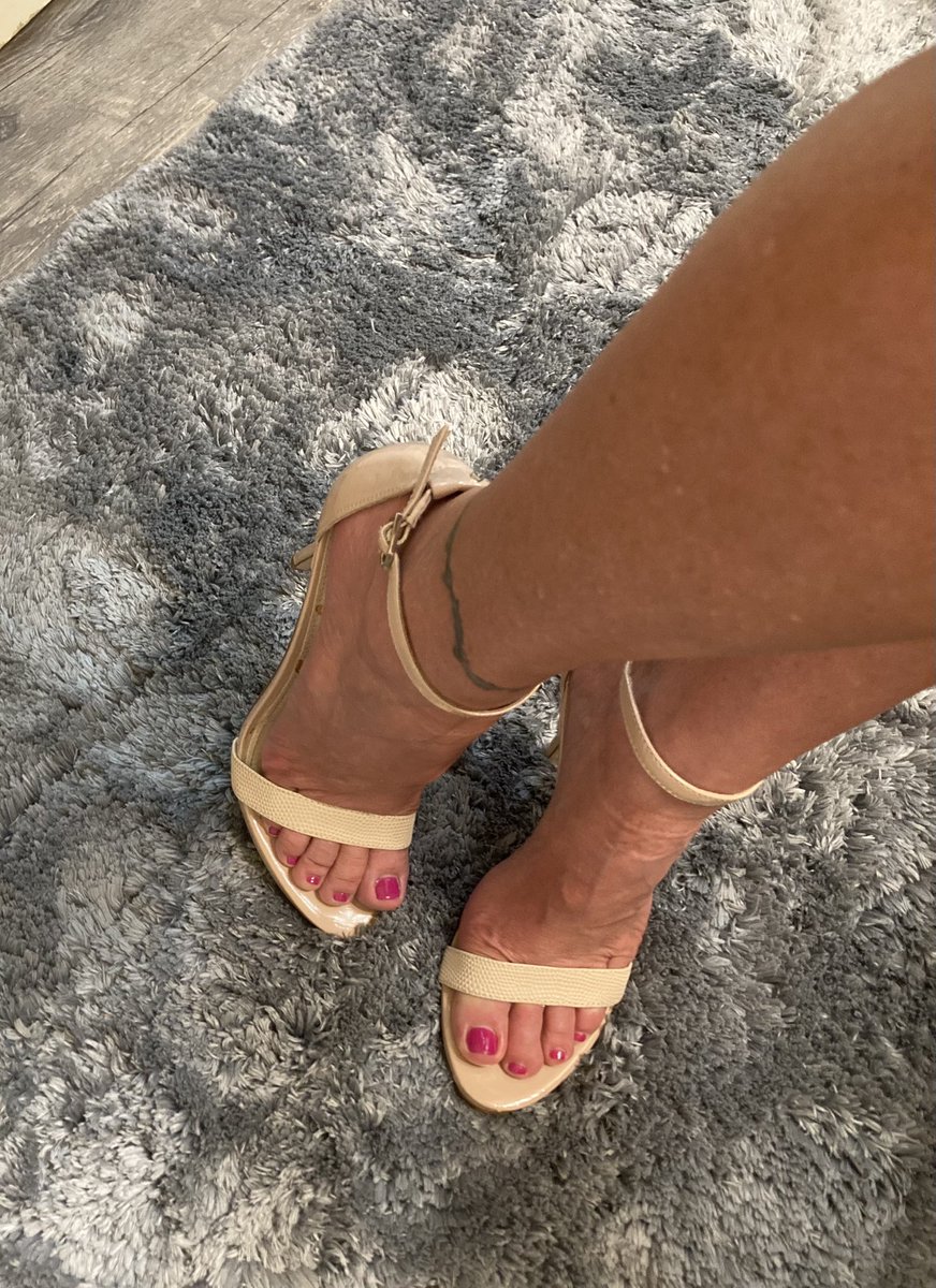 Tessa Taylor (@iamtessataylor) on Twitter photo … it’s crucial for Your comfort baby…
it’s hotter if they stay on 💋
Would you unstrap??
seetessataylor@gmail.com … it’s crucial for Your comfort baby…
it’s hotter if they stay on 💋
Would you unstrap??
seetessataylor@gmail.com