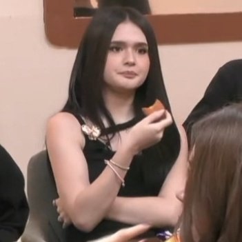 hollywood star kira marie pacifico balinger
#PBBCollabDuoChallengers