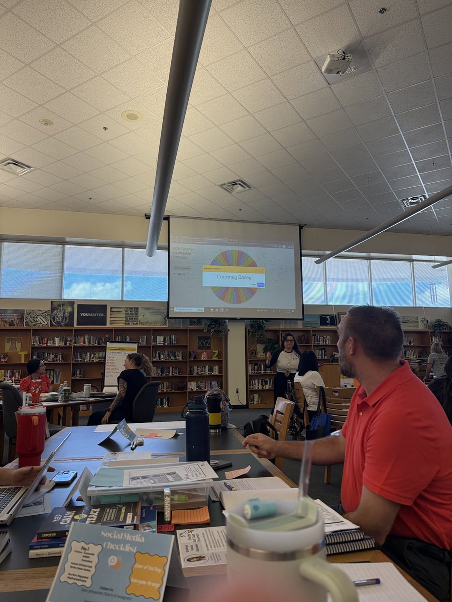 Prize time! ⁦<a href="/VolusiaLEADS/">Volusia LEADS</a>⁩ ⁦<a href="/VCSNTA/">VCS New Teacher Academy</a>⁩ ⁦<a href="/Hyacinth_TEACH/">Sean Hyacinth Jr.</a>⁩ ⁦<a href="/ThirdgradeVibes/">Sarah Kinney</a>⁩