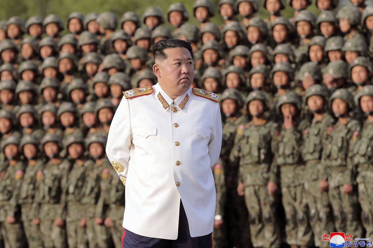 Kim Jong Un ( Parody ) tweet media