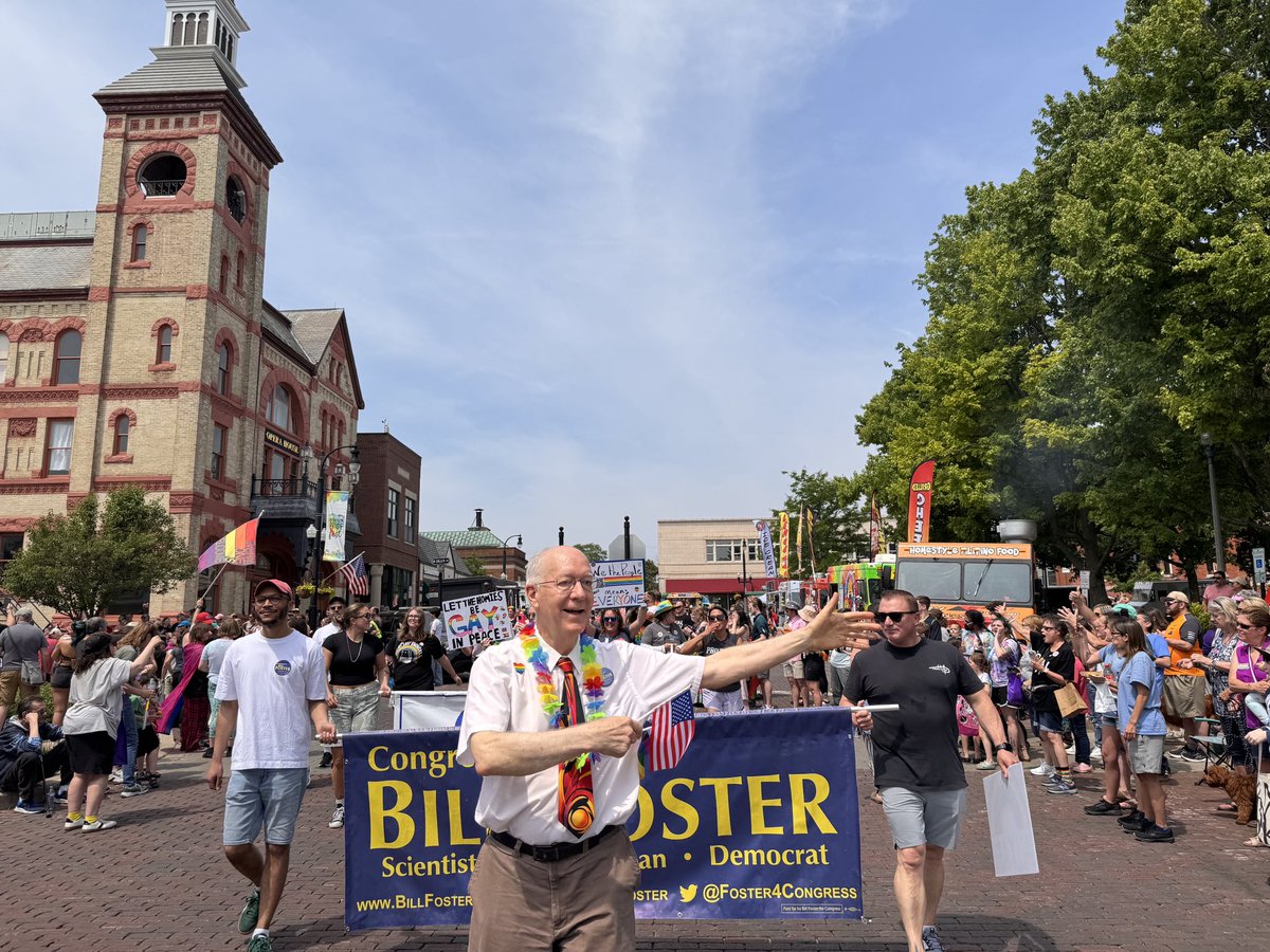 It was great to see so many friendly faces at the Woodstock Pride Parade this weekend! 

Happy Pride!