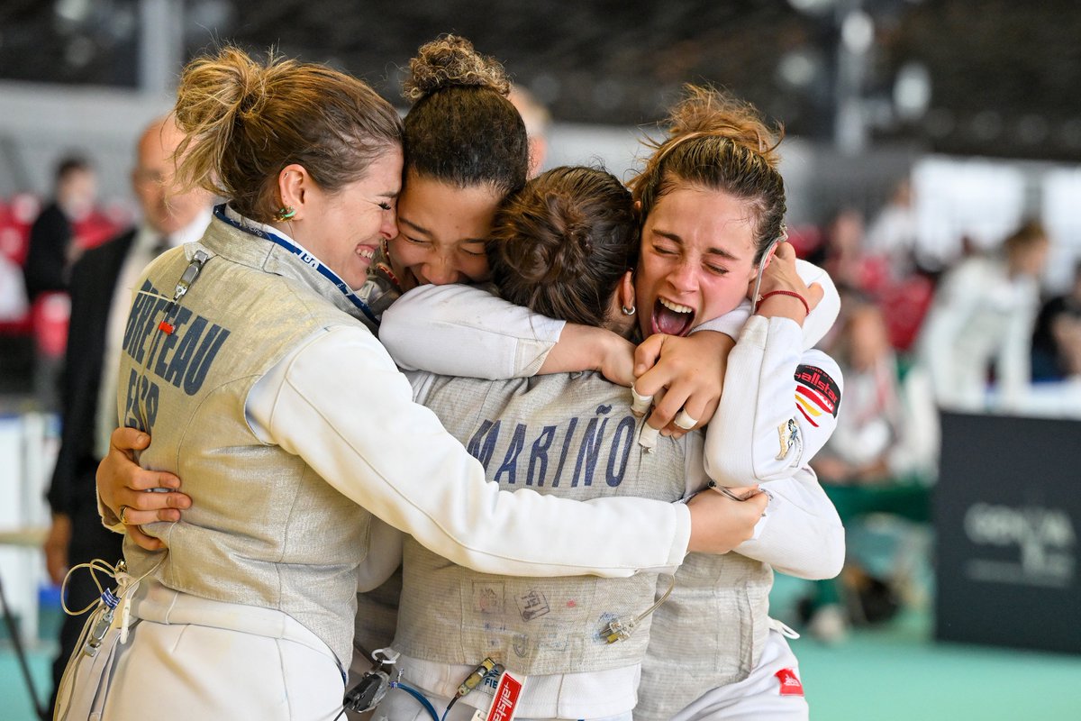 Real Federación Española de Esgrima tweet media