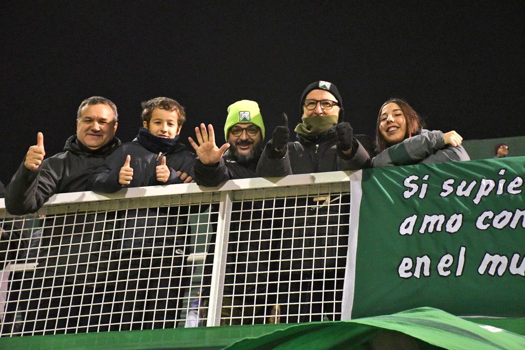 El próximo sábado vuelvo al templo, con mis amigos de siempre y Mora la@más verdolaga de todas 💚