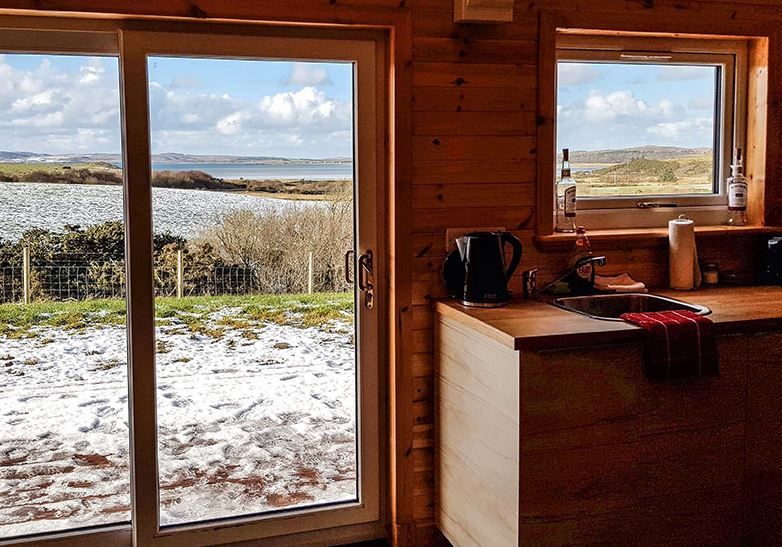 Camping_Direct's tweet image. 🏞️ Scenic Stays on the Isle of Islay 🥃🦅

Tucked away near the village of Bridgend in the heart of the Inner Hebridean Isle of Islay, these two beautifully positioned holiday pods offer a truly special retreat.

camping-directory.uk/3124 

#IslayPods #IsleOfIslay #LochIndaalViews