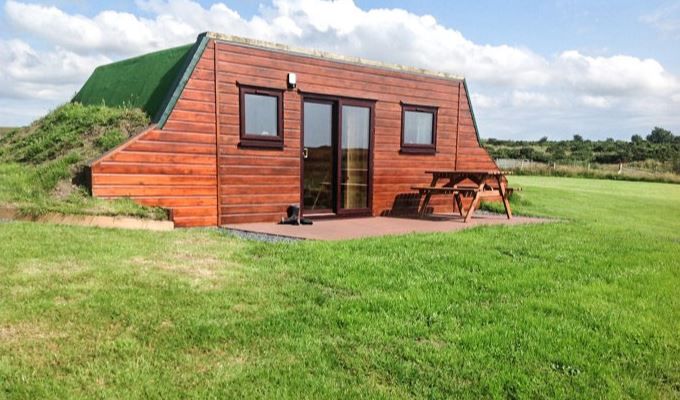 Camping_Direct's tweet image. 🏞️ Scenic Stays on the Isle of Islay 🥃🦅

Tucked away near the village of Bridgend in the heart of the Inner Hebridean Isle of Islay, these two beautifully positioned holiday pods offer a truly special retreat.

camping-directory.uk/3124 

#IslayPods #IsleOfIslay #LochIndaalViews