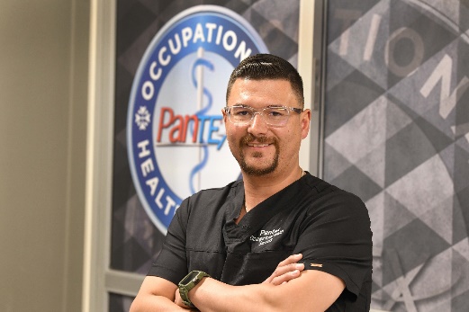 PantexPlant's tweet image. Occupational Health Nurse Garry Little  skydives and saves lives. Read how his love for an adrenaline rush led  him to Pantex and why he is proud to be a Pantexan: pantex.energy.gov/news/blog/pant… #PantexProud