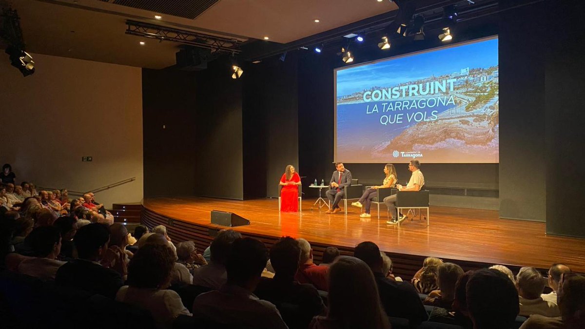 tarragonaradio's tweet photo. Viñuales: “Tarragona està de moda; els visitants ja no veuen només el potencial, sinó la potència de la ciutat” https://t.co/WtmIyqrmgr https://t.co/1ZLh6ae6cU