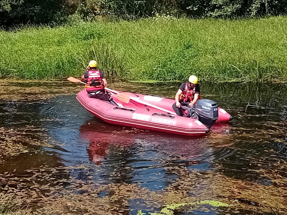 Efectivos do GES MUÍÑOS, Bombeiros Parque da Limia, AVPC Xinzo de Limia, AVPC Porqueira e a AVPC Sandiás, colaboraron coas Forzas e Corpos de Seguridade durante toda a xornada, ata a localización do corpo sen vida do varón desaparecido en Xinzo de Limia dende o pasado sábado.