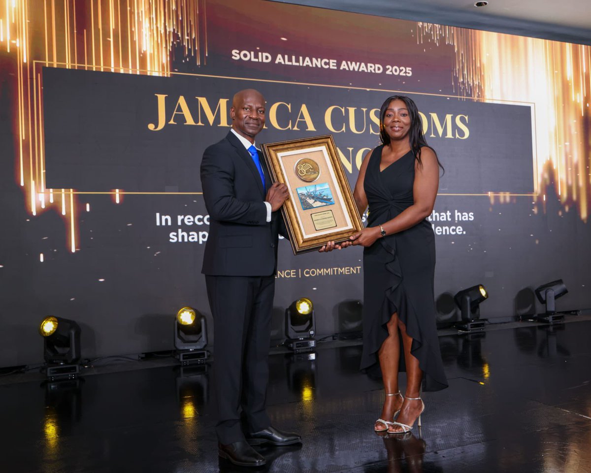 Jamaica Customs was honoured to be recognized by Kingston Wharves Ltd. during its 80th anniversary celebrations. Deputy CEO Selina Clarke Graham accepted on our behalf, marking decades of partnership in advancing trade and logistics.