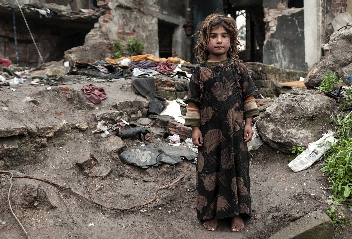 NO WAR!

This child is one of the children who escaped from the war with her mother in Syria 11 years ago . 
If you look at this child's face and still believe that war is necessary, I would be ashamed of my humanity.

Photo is mine / 2014 Grand Prix Photojournalism Prize.