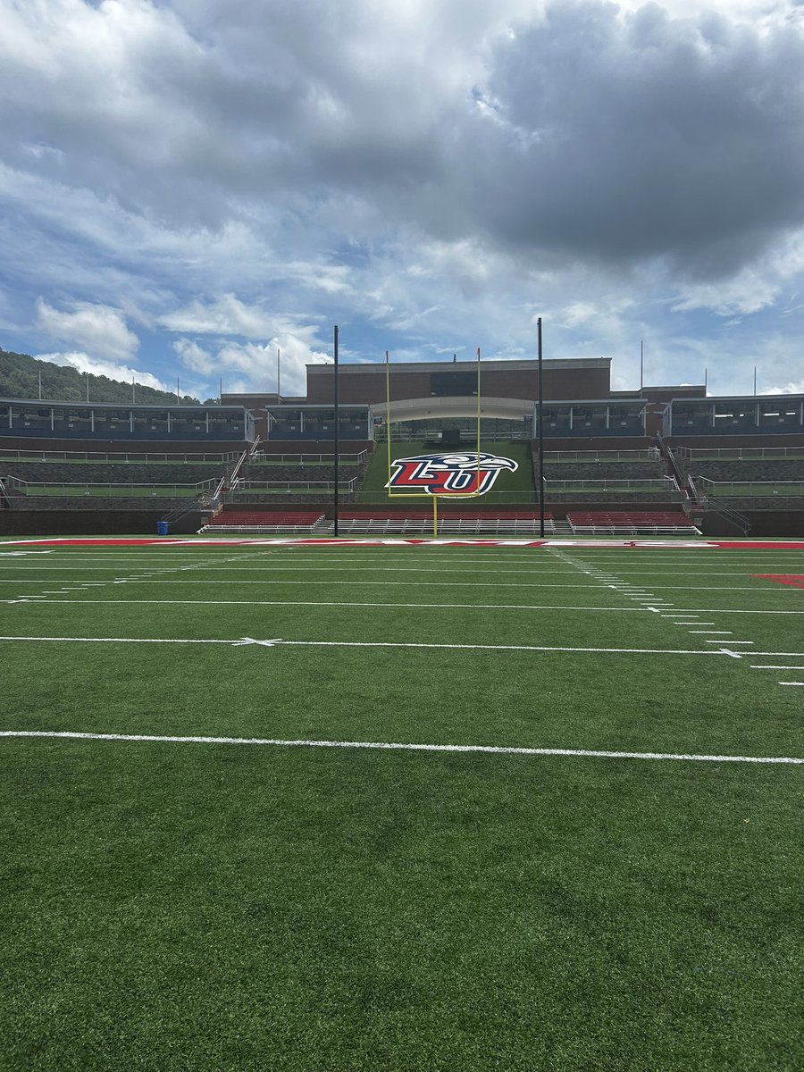 Owen Reilly (@owenreilly86) on Twitter photo Had a great time at <a href="/LibertyFootball/">Liberty Football</a> Thank you <a href="/NKostarelos/">Nik Kostarelos</a> and <a href="/Coach_D13/">Devon Doyle</a> for having me out.
<a href="/coachbilldurkin/">Bill Durkin</a> <a href="/CoachHollifield/">Adam Hollifield</a> <a href="/BAHS_Football/">Bel Air High School Football</a> <a href="/BAHSCoachSiegel/">Coach Siegel</a> <a href="/BAHSMeixsell/">Coach Meixsell</a> <a href="/BAHSCoachVard/">Coach Vardo</a> <a href="/BACoachPickett/">Julian Pickett</a> <a href="/FTRreport/">Fast Track Recruits</a> <a href="/CRSBusTour/">#DC/MD/VA/DE/WV BringsUTalent</a> <a href="/CoachBrown62/">Coach Brown</a> Had a great time at <a href="/LibertyFootball/">Liberty Football</a> Thank you <a href="/NKostarelos/">Nik Kostarelos</a> and <a href="/Coach_D13/">Devon Doyle</a> for having me out.
<a href="/coachbilldurkin/">Bill Durkin</a> <a href="/CoachHollifield/">Adam Hollifield</a> <a href="/BAHS_Football/">Bel Air High School Football</a> <a href="/BAHSCoachSiegel/">Coach Siegel</a> <a href="/BAHSMeixsell/">Coach Meixsell</a> <a href="/BAHSCoachVard/">Coach Vardo</a> <a href="/BACoachPickett/">Julian Pickett</a> <a href="/FTRreport/">Fast Track Recruits</a> <a href="/CRSBusTour/">#DC/MD/VA/DE/WV BringsUTalent</a> <a href="/CoachBrown62/">Coach Brown</a>