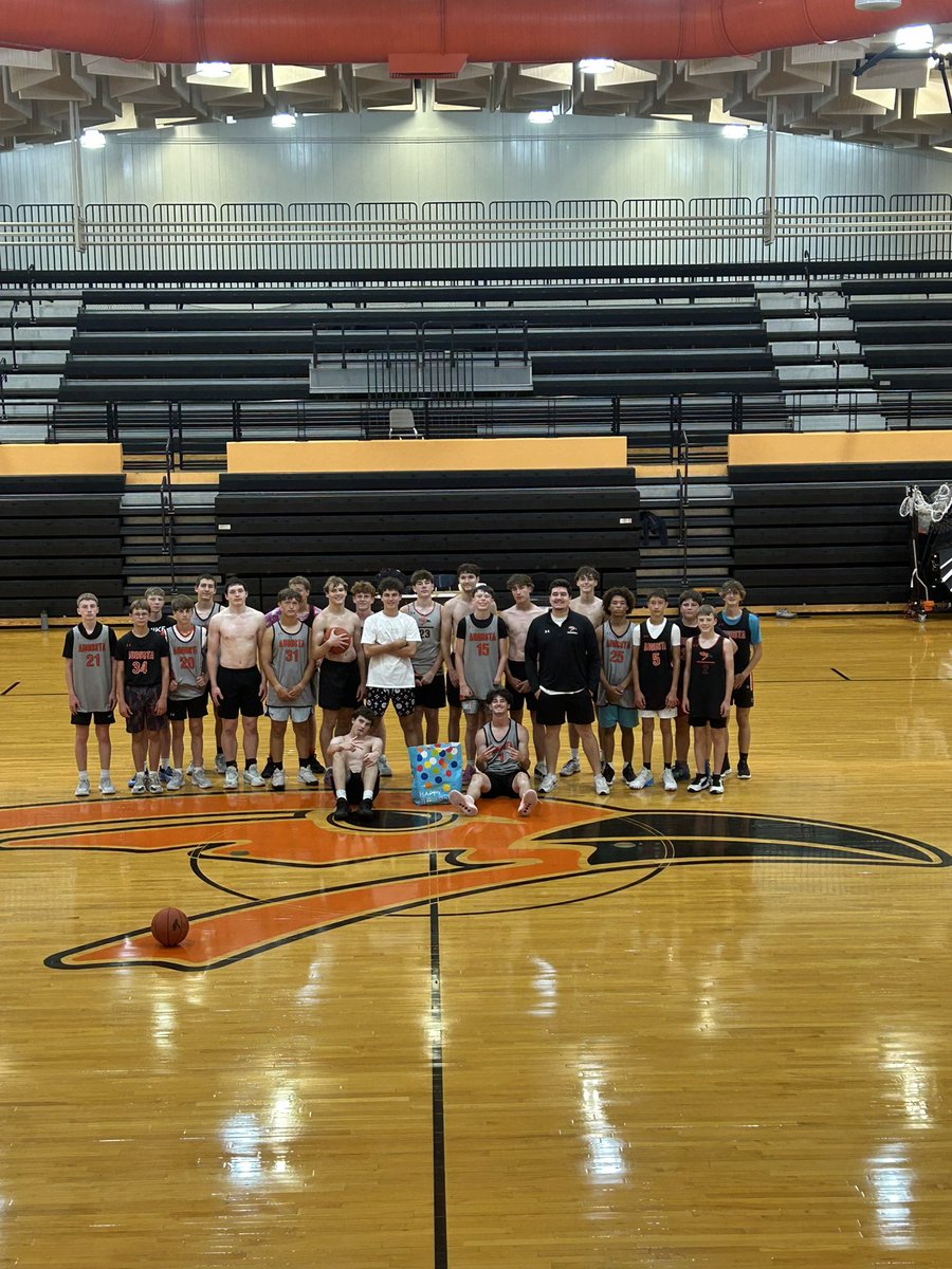 Big Birthday S/O to Coach Brown! Augusta born and bred! We appreciate all you do for the program! Enjoy your day! #GoOrioles