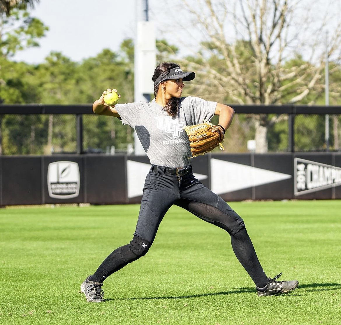 Samantha Delhoyo tweet media