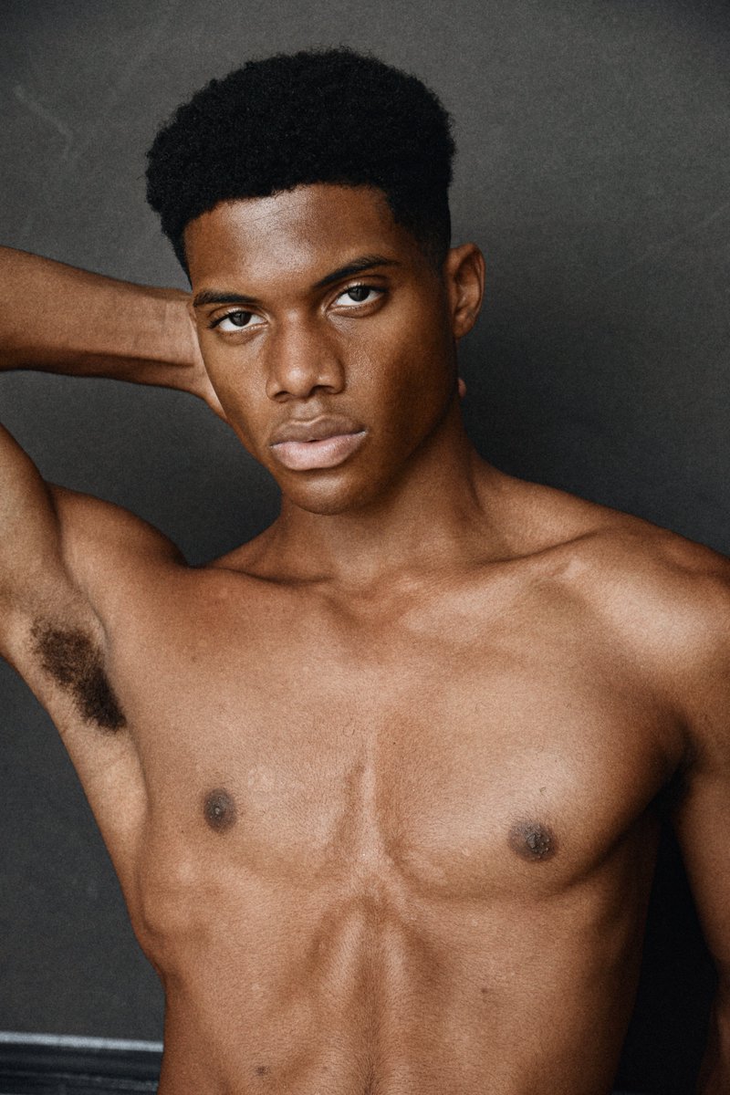 elijah, los angeles

<a href="/3liijah_/">“eli”</a>