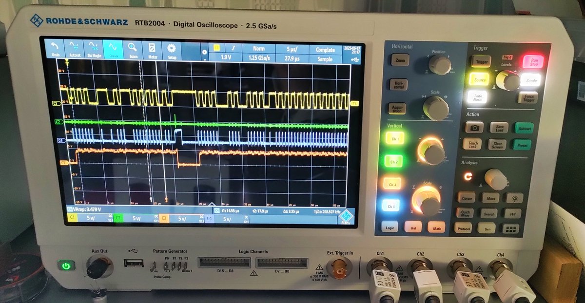 matseng's tweet image. The oscilloscope sure is colorful and pretty when all four channels are in use ;-) I'm currently debugging a part of my old long term project to make a USB device out of only 74LS series logic. The digital sim is working fine so now I've started the actual build. #summerProject