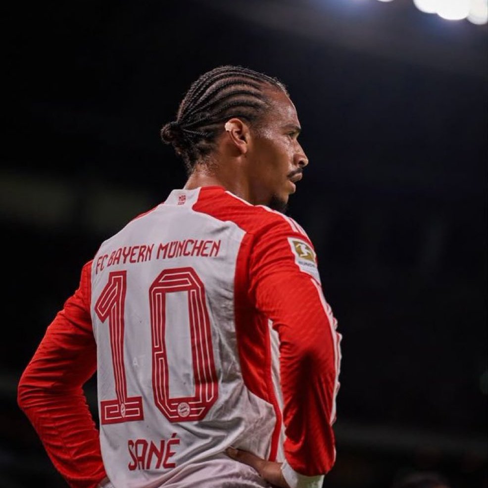 Bu arada bir tecrübeli bir genç kanat alma işi güzel olacak sol bir kanat mbangula diğeri Sane 

Potansiyelli orta saha da aldık mı tamamdır