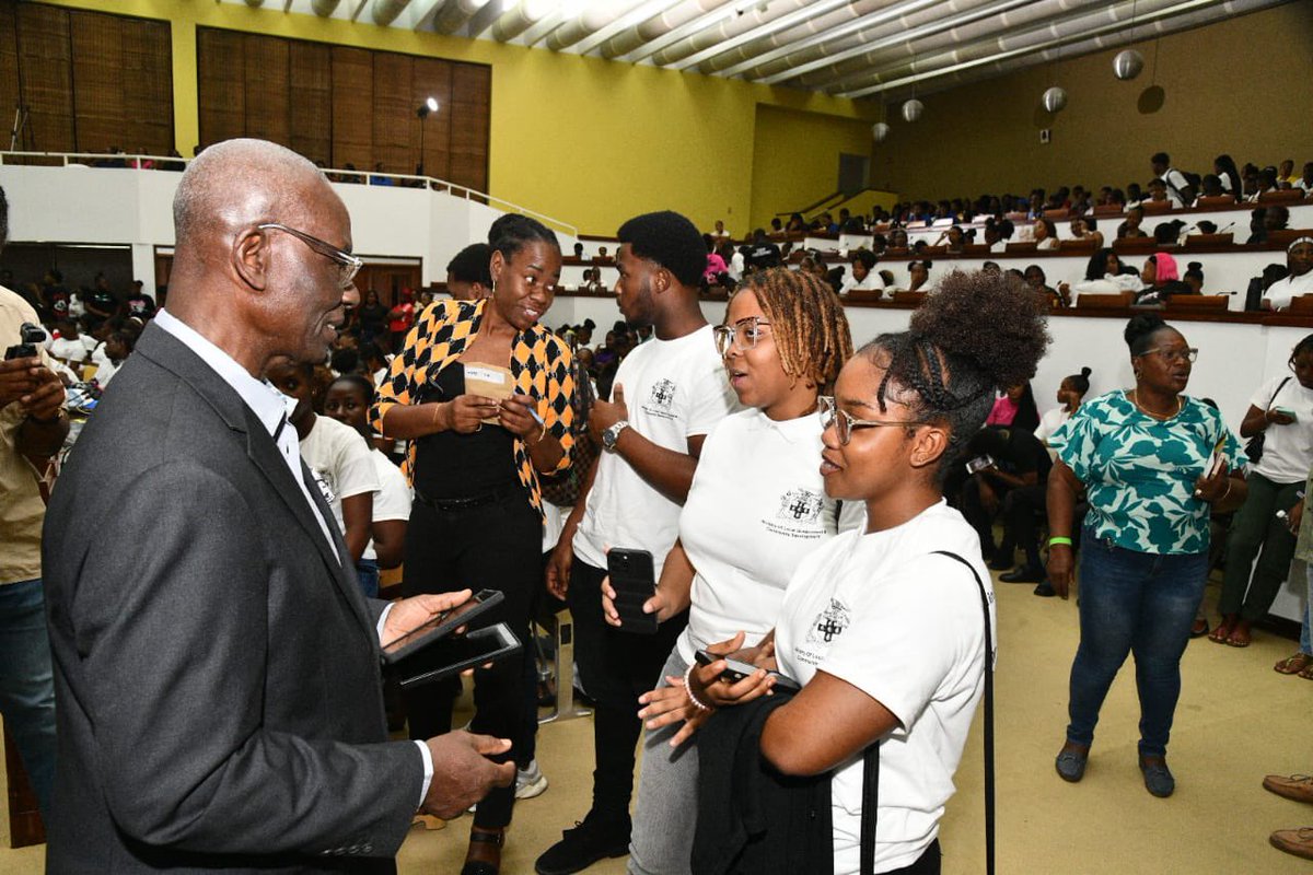 LocalGovJa's tweet image. Today we launched our annual Youth Summer Employment Program at the Jamaica Conference Centre. This is the 9th cohort of youth to be employed in the Local Government Sector; 10,000 individuals will be employed for 4 weeks starting July 7. #LocalGovAtWork #YesToYSEP