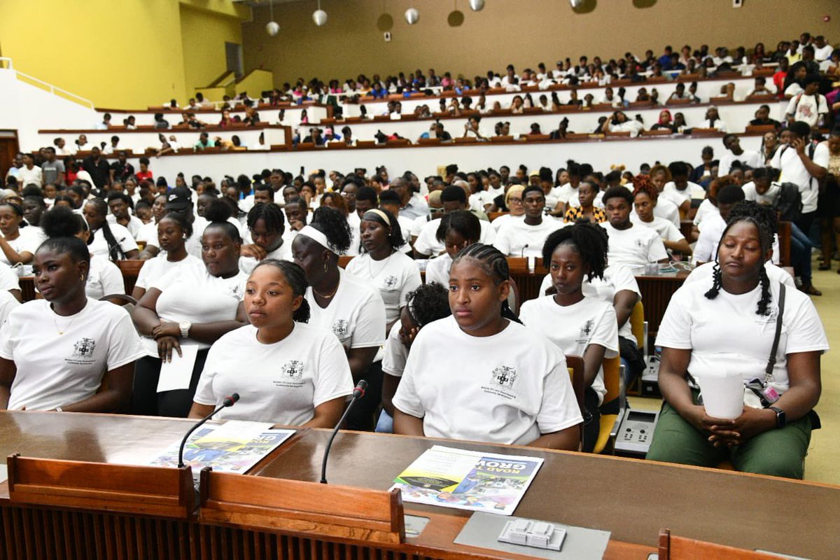 LocalGovJa's tweet image. Today we launched our annual Youth Summer Employment Program at the Jamaica Conference Centre. This is the 9th cohort of youth to be employed in the Local Government Sector; 10,000 individuals will be employed for 4 weeks starting July 7. #LocalGovAtWork #YesToYSEP
