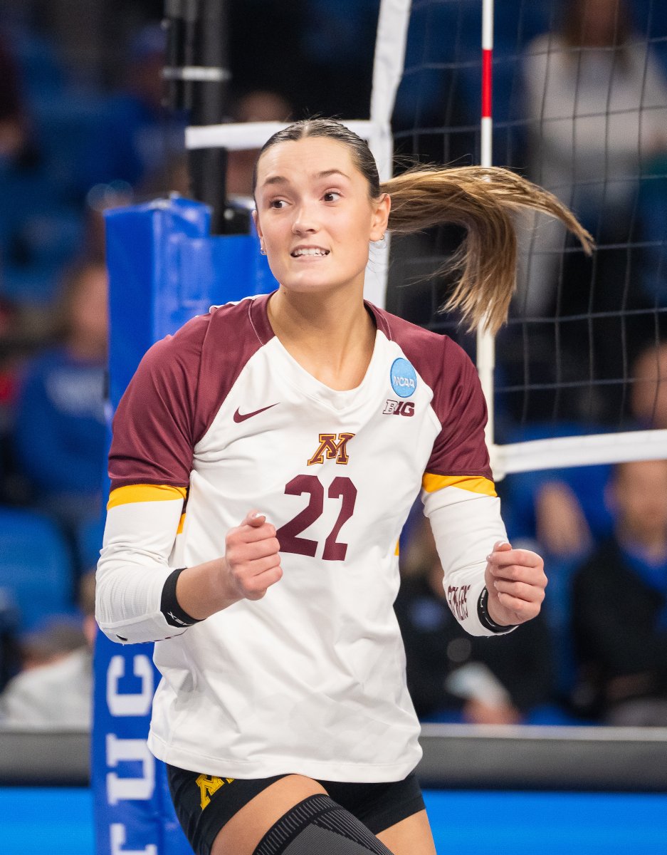 Year 3 📈📈 

2024:  
-4.01 kps (.268) 
-2.19 dps 
-0.55 bps 
-28 matches w/10+ kills 
-AVCA All-America HM 
-Unanimous First Team All-Big Ten  

Big things coming in year four for Jules!