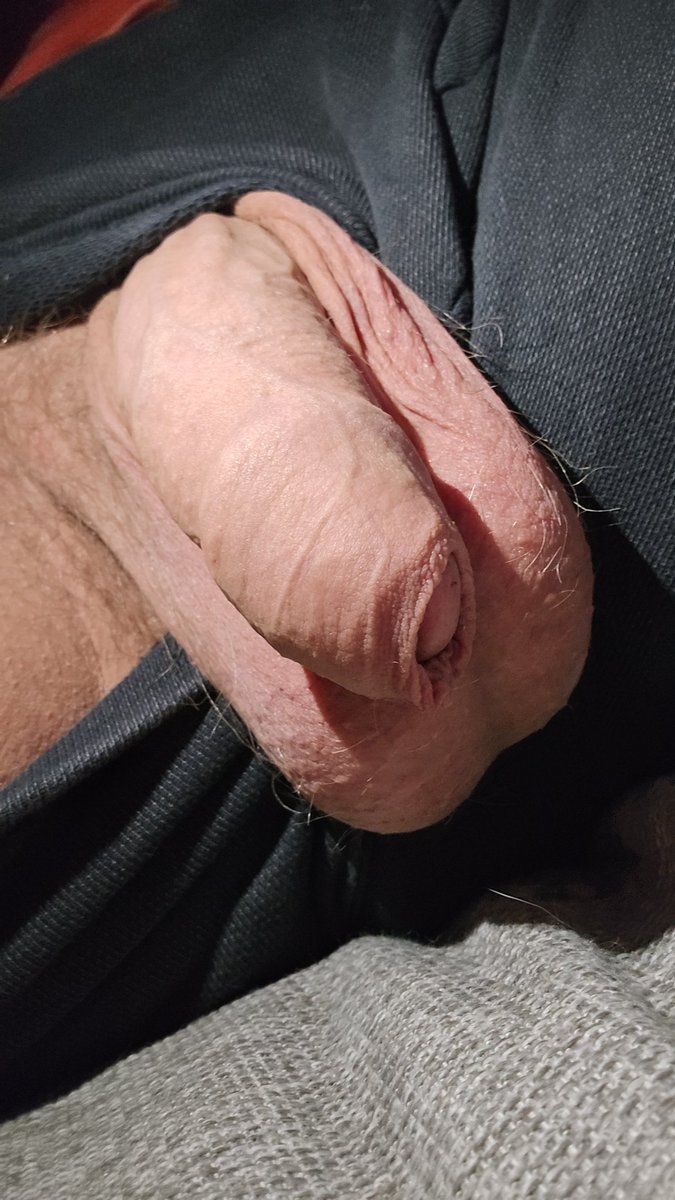 Soft #penis , #foreskin  and #lowhangers
