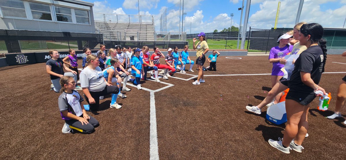 MHSBearSB's tweet image. More pics of DAY 2!!!!
@coachlaplante @coachcooper_mhs