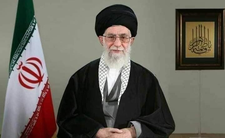 ويكيليكس يكشف من يموّل العدوان الإسرائيلي على إيران.. 
في تسريب جديد وخطير نشره موقع ويكيليكس، كُشف النقاب عن واحدة من أكثر المؤامرات قذارةً في تاريخ الشرق الأوسط الحديث: حربٌ تُخاض بأدوات إسرائيلية، وبأموال خليجية، لتدمير إيران، القوة الإقليمية التي كسرت هيمنة أمريكا و"إسرائيل"