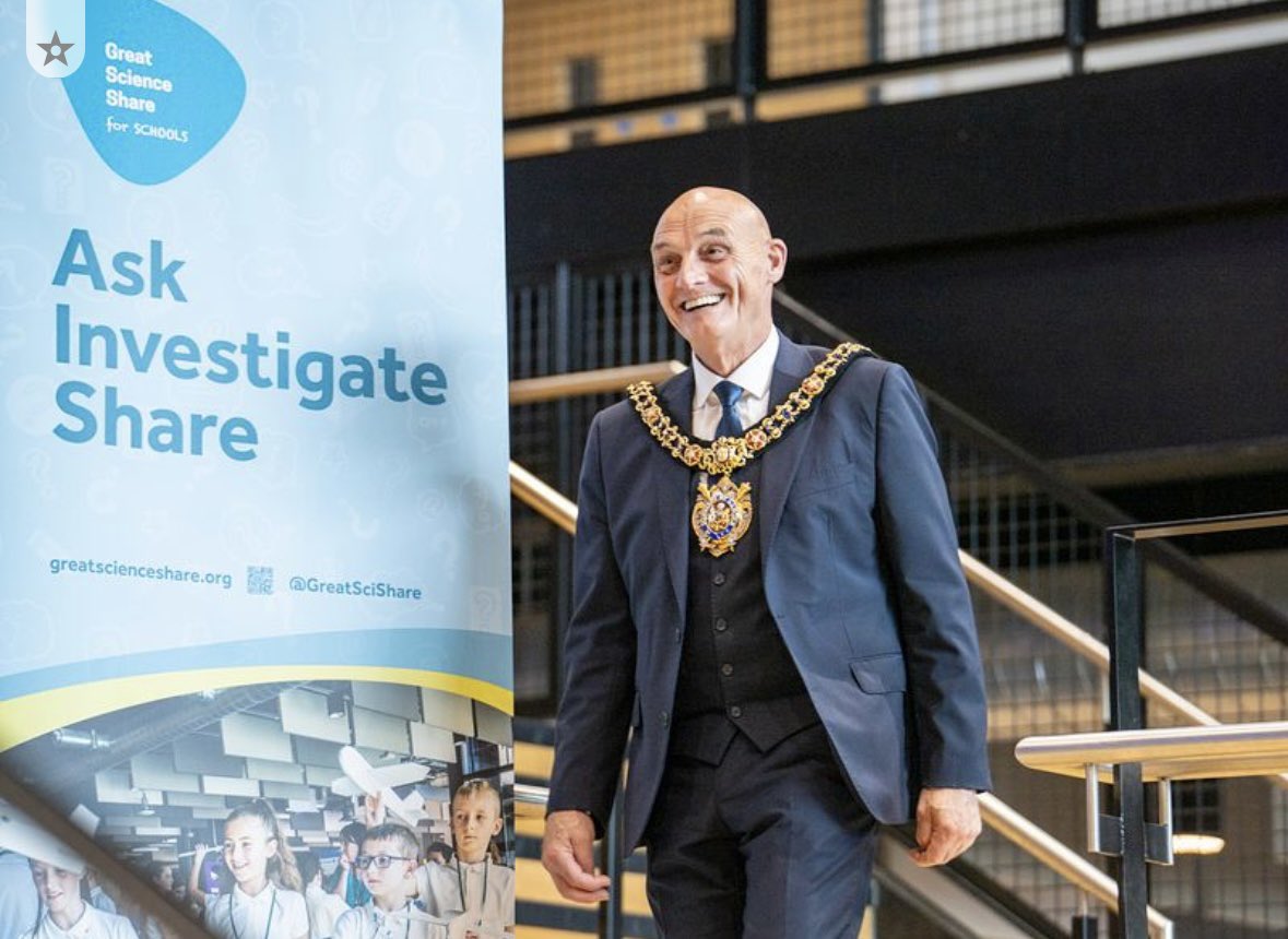 Great Science Share for Schools (@greatscishare) on Twitter photo <a href="/LordMayorOfMcr/">Councillor Carmine Grimshaw</a> fantastic to have you involved today with <a href="/LynneBianchi/">Prof Lynne Bianchi</a> 🙌 <a href="/LordMayorOfMcr/">Councillor Carmine Grimshaw</a> fantastic to have you involved today with <a href="/LynneBianchi/">Prof Lynne Bianchi</a> 🙌
