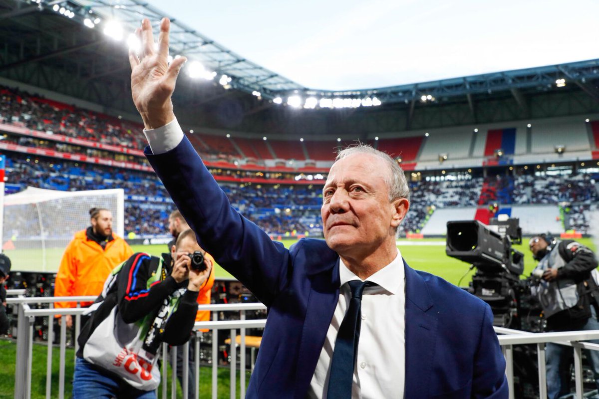 sofoot's tweet image. ⚫ La légende Bernard Lacombe est décédée. Paix à son âme.

➡️ buff.ly/7HGdMt5