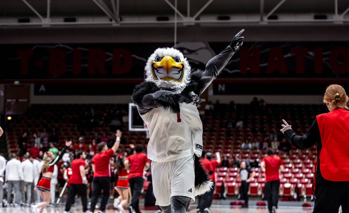 Celebrating our biggest hype man for #NationalMascotDay 

Nobody brings the energy like Thor💥

#TBirdNation ⚡️ #RaiseTheHammer
