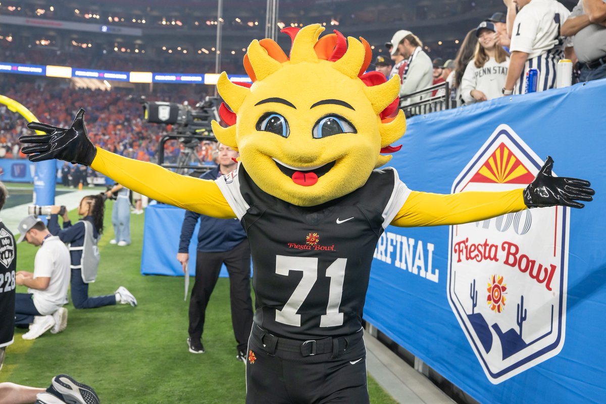 Happy #NationalMascotDay to the mascot who shines every day! Today is for you, Spirit! ☀️
