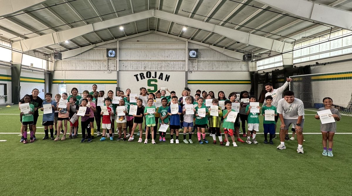 CoachCPerez's tweet image. That’s a wrap on our 2025 Summer Soccer Camp for 2nd–5th graders! 💚💛 Thanks for an awesome week — we’ll see you next summer! 🙏🏽
Up next: Camp continues tomorrow and Thursday for boys and girls in grades 6–9. See you then! :)