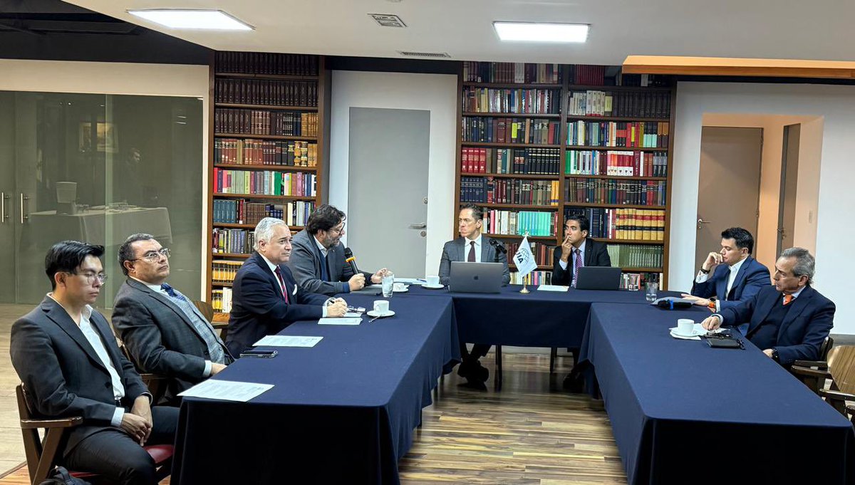 Ayer celebramos reunión híbrida del comité nacional mexicano de la <a href="/UnionIntAvocats/">UIA</a>. Un especial agradecimiento <a href="/INCAM_Abogados/">Colegio de Abogados</a> por su hospitalidad. Los temas principales que se discutieron estuvieron relacionados #UIACongress #Guadalajara2025 asi como con la #DefensadelaDefensa.